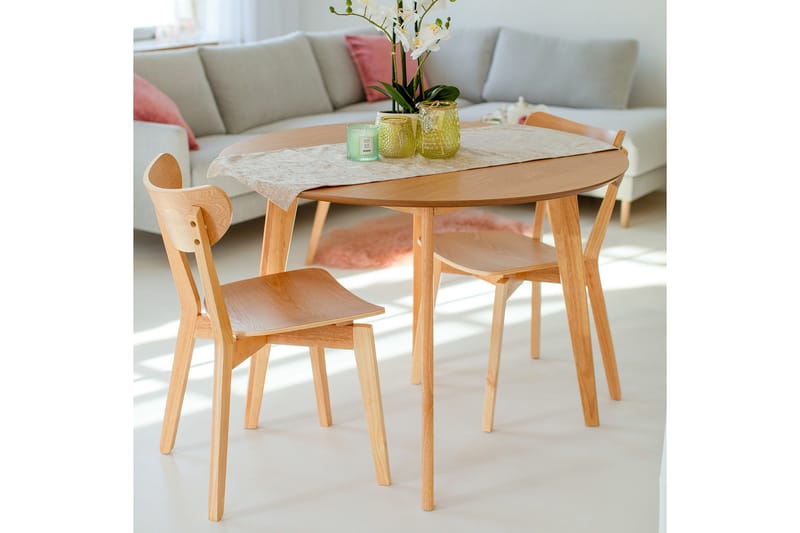 Roxby Matbord 105 cm Ek Ek - Møbler - Borde - Spisebord og køkkenbord