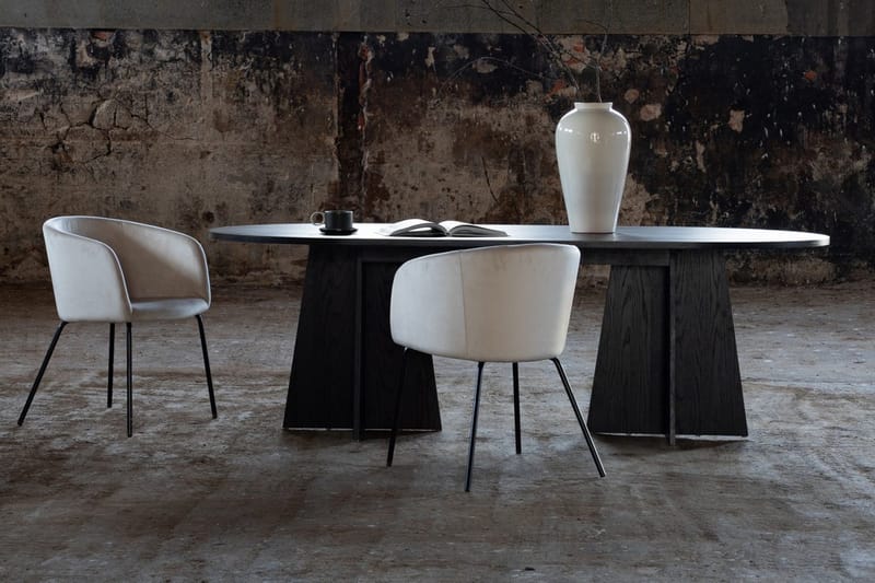 Spisebord Venture Home Bootcut spisebord 230x115x75 cm ovalt Black - Møbler - Borde - Spisebord og køkkenbord