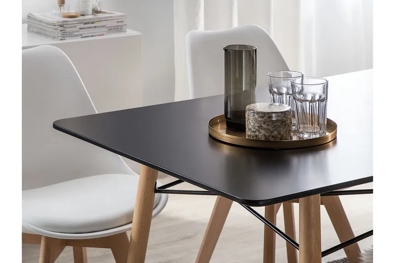 Stracke Rektangulært Spisebord 140 cm i Træ - Sort - Møbler - Borde - Spisebord og køkkenbord