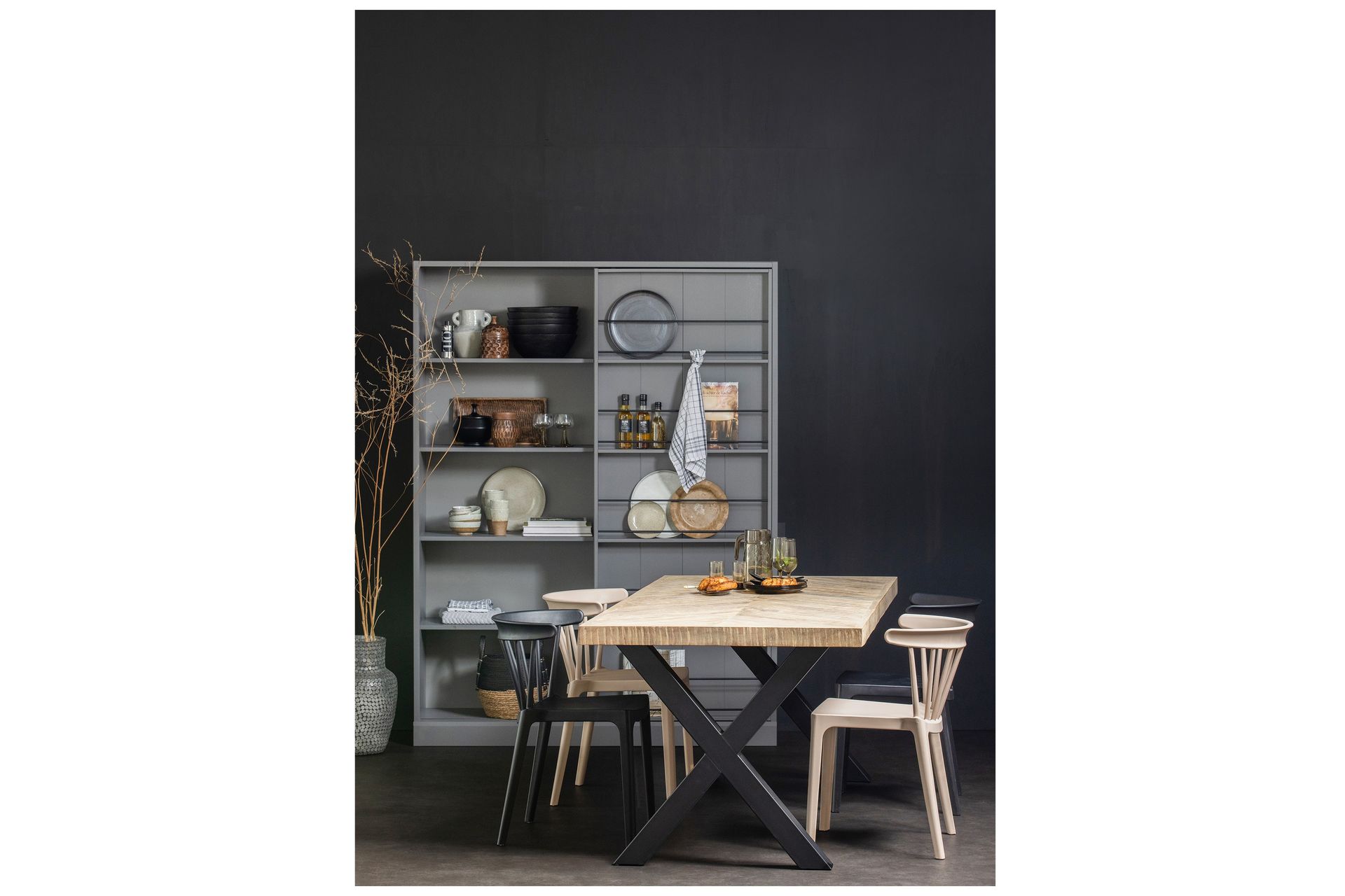 Tablo Spisebord X-formede ben 180 cm - Blonder / Natur / Sort - Møbler - Borde - Spisebord og køkkenbord