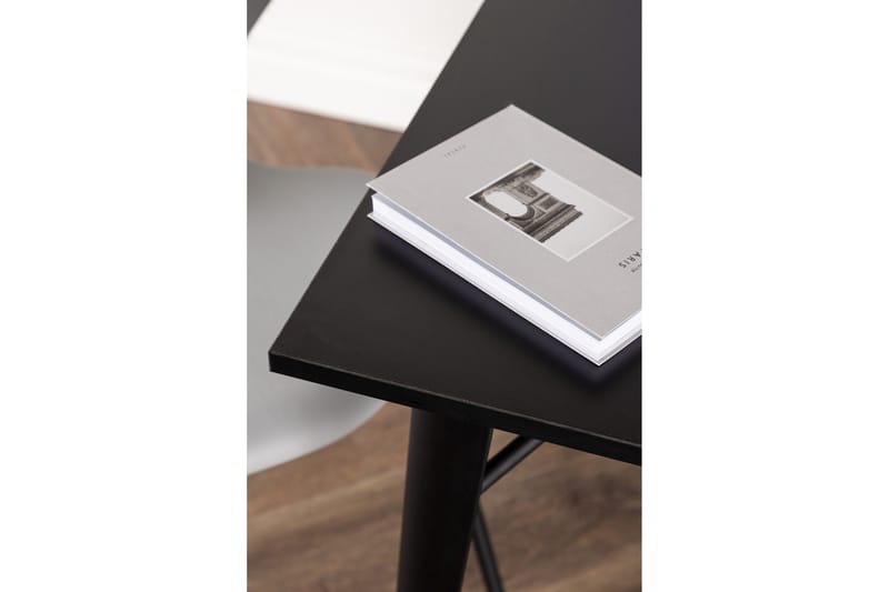 Tempe Lille Kvadratisk Spisebord 80 cm med Metaludseende - Sort - Møbler - Borde - Spisebord og køkkenbord