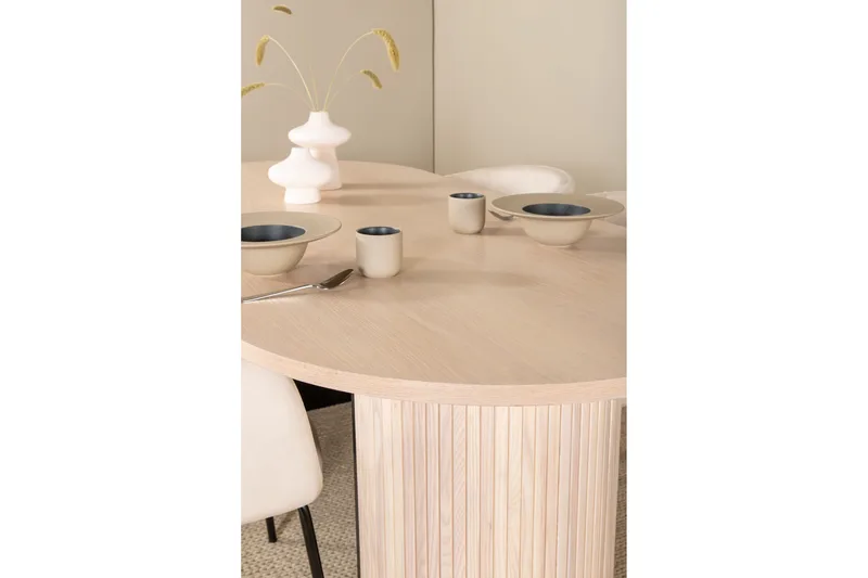 Biana Spisebordssæt 200 cm Oval inkl 4 Berita Velourstole - Beige/Sort - Møbler - Borde - Spisebordssæt