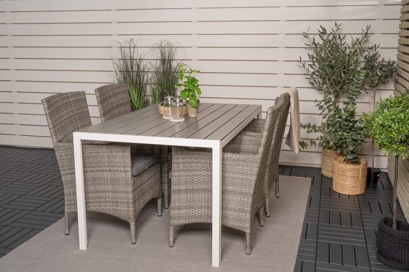Buitepos Spisebordssæt inkl 4 Kalkfeld Armstole - Nonwood/Hvid - Havemøbler - Udendørsgruppe - Havesæt