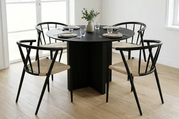Edda spisegruppe rund 110 cm Sort med 4 Winston spisestole - Sort - Møbler - Borde - Spisebordssæt