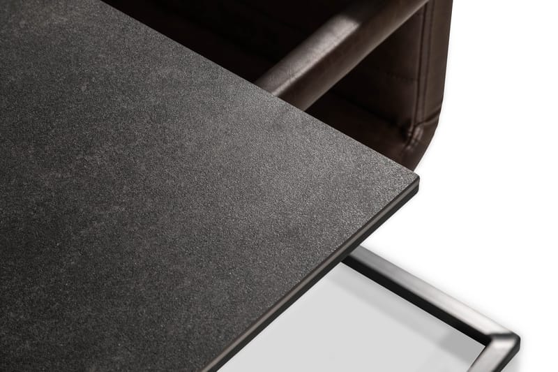 Kaj Spisebordssæt 200 cm med 6 House Stole Vintage - Sort/Mørkebrun PU - Spisebordssæt