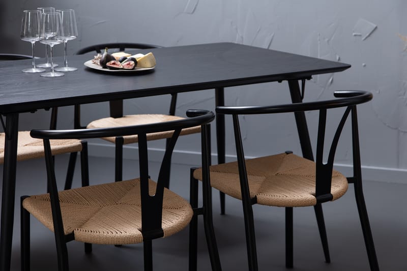 Lilo Spisebord 140 cm med 4 Elysia Spisebordsstole Stål - Møbler - Borde - Spisebordssæt