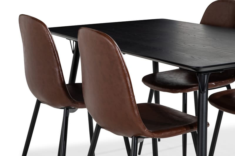 Lilo Spisebord 140 cm med 4 Nibe Spisebordsstole - Spisebordssæt