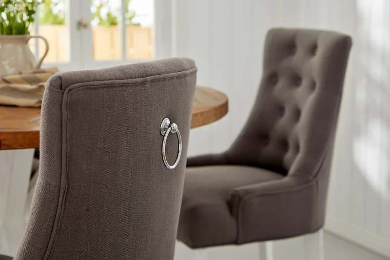 Lyon Spisebordssæt Rund med 4 st Viktoria Lænestol - Træ/Hvid/Grå - Møbler - Borde - Spisebordssæt