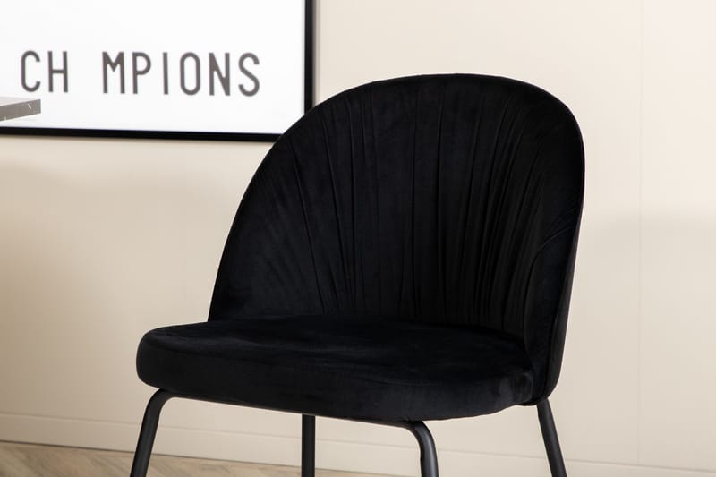 Marbs Spisebordssæt 110 cm Rund inkl 4 Foyos Stole - Sort - Møbler - Borde - Spisebordssæt