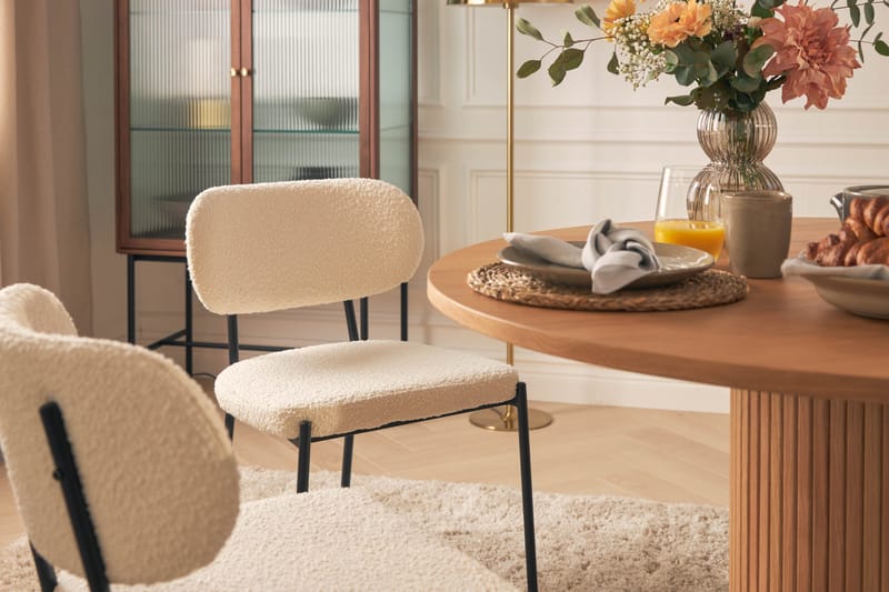 Noira Matbord 120 cm Valnöt Runt med 4st Gemmiano Mat - Brun - Møbler - Borde - Spisebordssæt