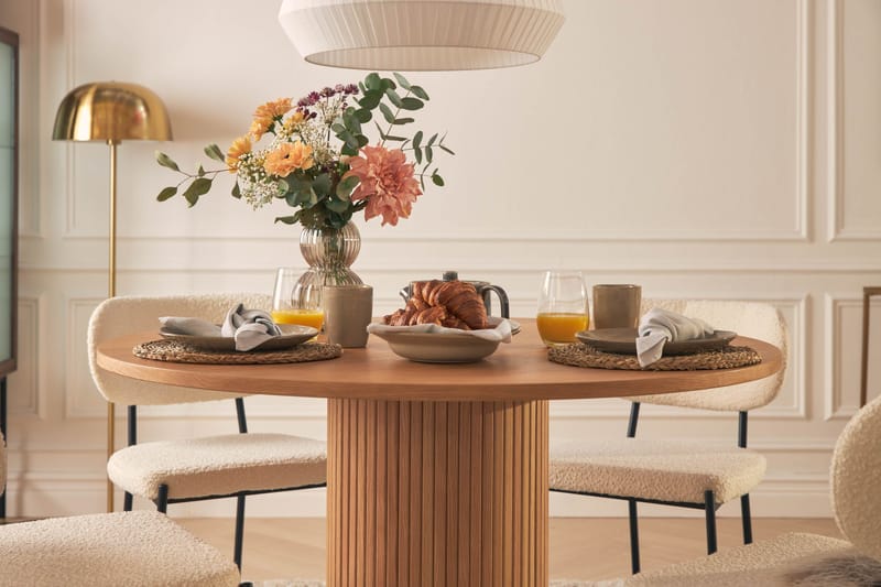 Noira Matbord 120 cm Valnöt Runt med 4st Gemmiano Mat - Brun - Møbler - Borde - Spisebordssæt