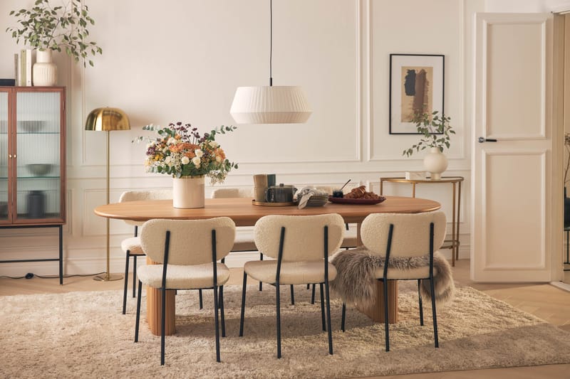 Noira Matbord 220 cm Ek med 6st Gemmiano Matstol - Natur - Møbler - Borde - Spisebordssæt