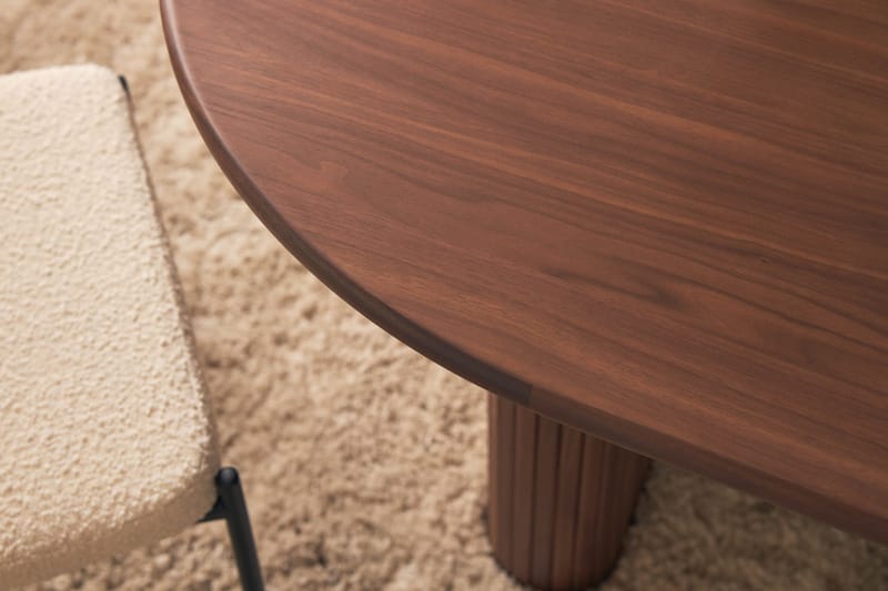 Noira Ovalt Matbord 220 cm Valnöt med 6 Gemmiano Matstolar - Brun / Teddy / Træ - Møbler - Borde - Spisebordssæt