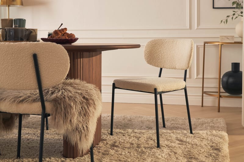 Noira Ovalt Matbord 220 cm Valnöt med 6 Gemmiano Matstolar - Brun / Teddy / Træ - Møbler - Borde - Spisebordssæt