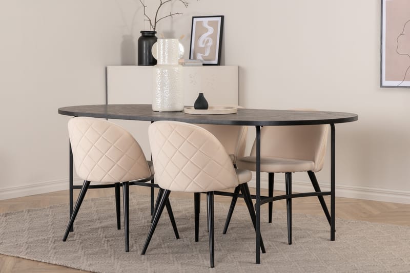 Skate ovalt spisebord med 4st Velvet spisebordsstol - Spisebordssæt