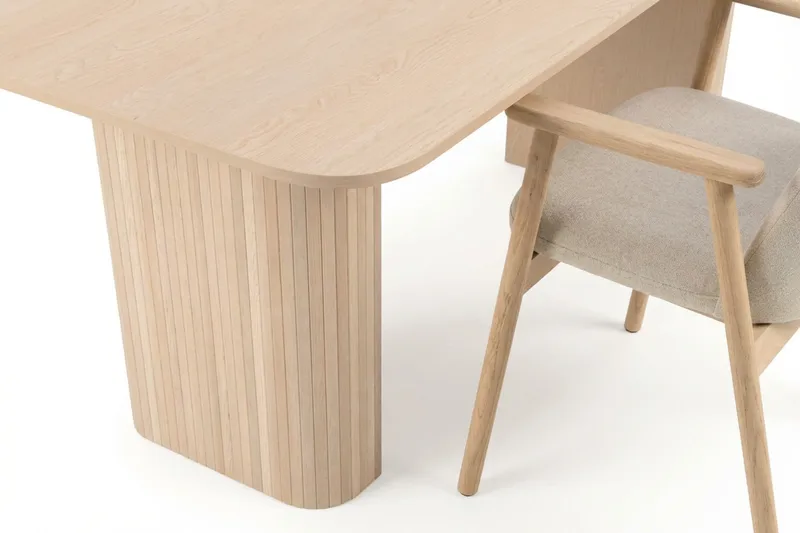 Spisegruppe Bark Kopparbo spisebord 180-240 cm udtrækkeligt med 6 Reciclar spisebordsstole Lys eg|Beige - Møbler - Borde - Spisebordssæt