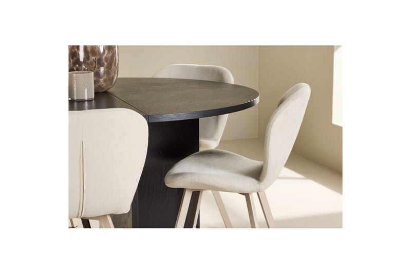 Spisegruppe Strada Rundt 120/170 cm Sort med Lilja Stole 6 stk - 6 stk - Møbler - Borde - Spisebordssæt