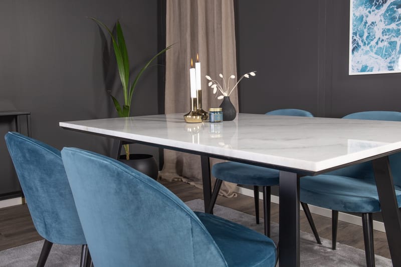 Spisegruppe Venture Home Estelle spisegruppe 140 cm rektangulær med 4 Velvet-stole Sort/Blå/Hvid - Møbler - Borde - Spisebordssæt