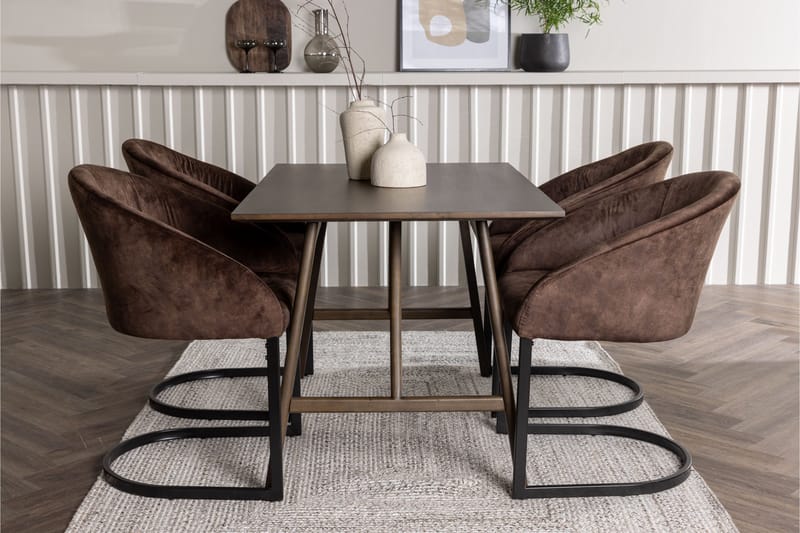 Spisegruppe Venture Home Kaseidon spisegruppe 120 cm rektangulær med 4 Evening-stole Mørkebrun - Møbler - Borde - Spisebordssæt