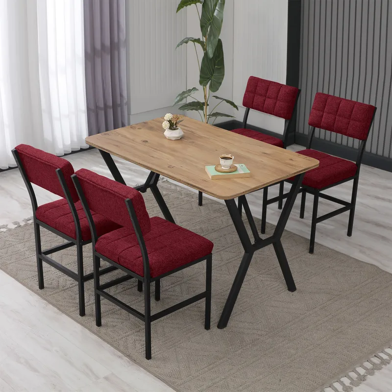 Stedum spisegruppe bord 110 cm + 4 stole - Vinrød og Valnød - Møbler - Borde - Spisebordssæt