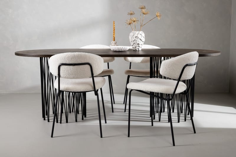 Stone Spisegruppe 220 cm Oval med 4 Chico Stole - Svart - Møbler - Borde - Spisebordssæt