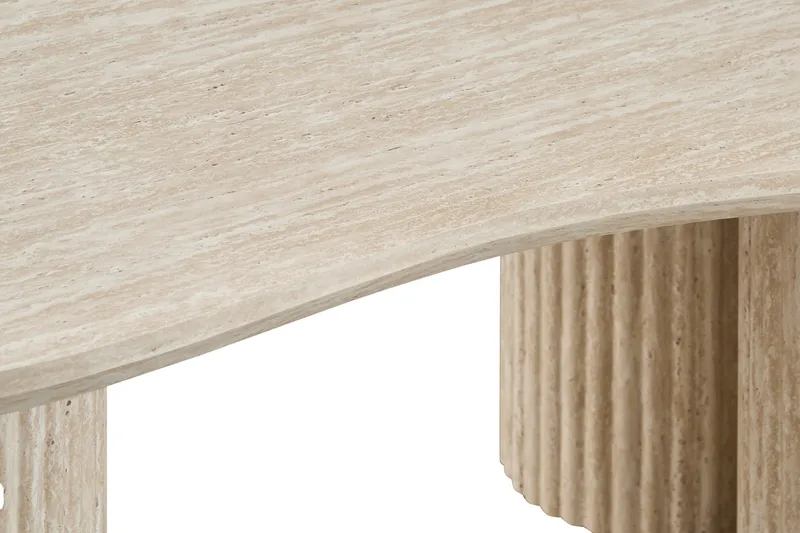 Uppveda asymmetrisk sofabord med travertinlook 130x70 cm - Beige - Møbler - Borde - Sofabord