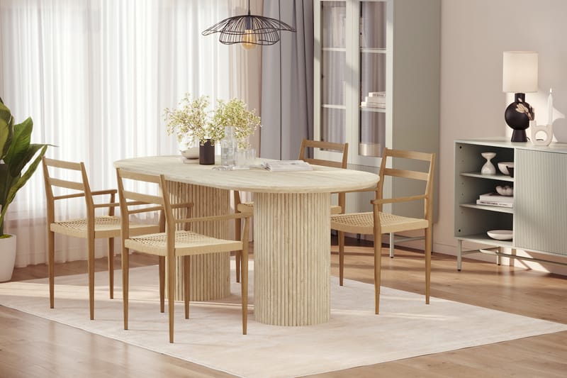 Uppveda Spisebord med travertin-look med 4 stk. Jamna Armlænssstole - Beige - Møbler - Borde - Spisebordssæt