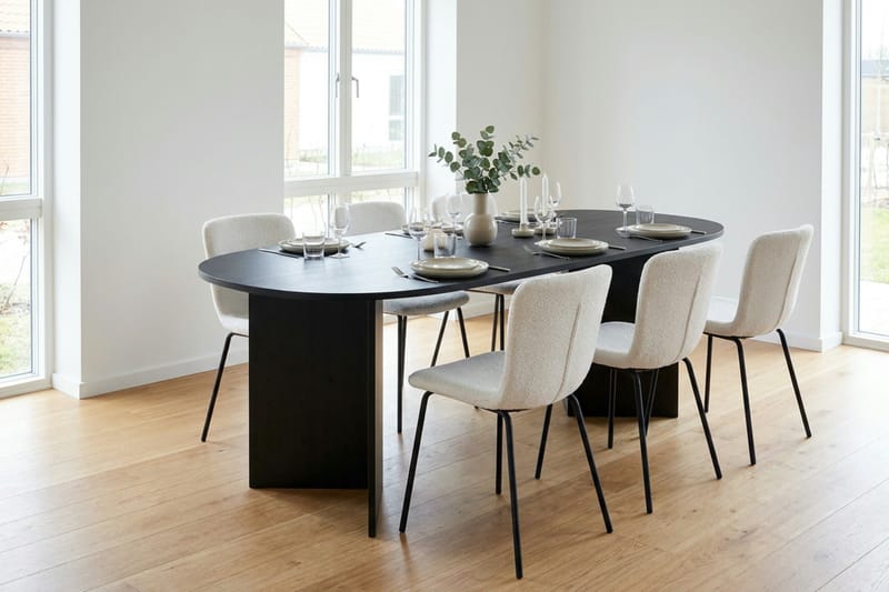 Vera spisegruppe rektangulær 220 cm sort med 6 Katy spisebordsstole - Sortbejdset eg - Møbler - Borde - Spisebordssæt