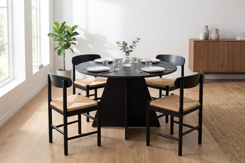 Vera spisegruppe rund 110 cm sort med 4 Malte spisestole - Møbler - Borde - Spisebordssæt