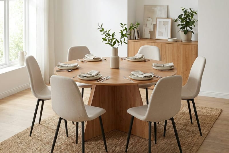 Vera spisegruppe rundt 150 cm eg med 6 Nibe spisebordsstole - Eg - Møbler - Borde - Spisebordssæt
