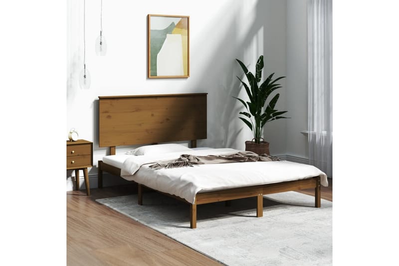 beBasic sengeramme 120x200 cm massivt fyrretræ gyldenbrun - Brun - Sengeramme & sengestel