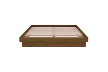 beBasic sengeramme 135x190 cm 4FT6 Double massivt træ gyldenbrun - Brun - Møbler - Senge - Sengeramme & sengestel