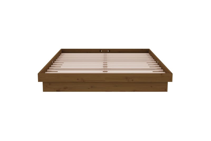 beBasic sengeramme 135x190 cm 4FT6 Double massivt træ gyldenbrun - Brun - Møbler - Senge - Sengeramme & sengestel