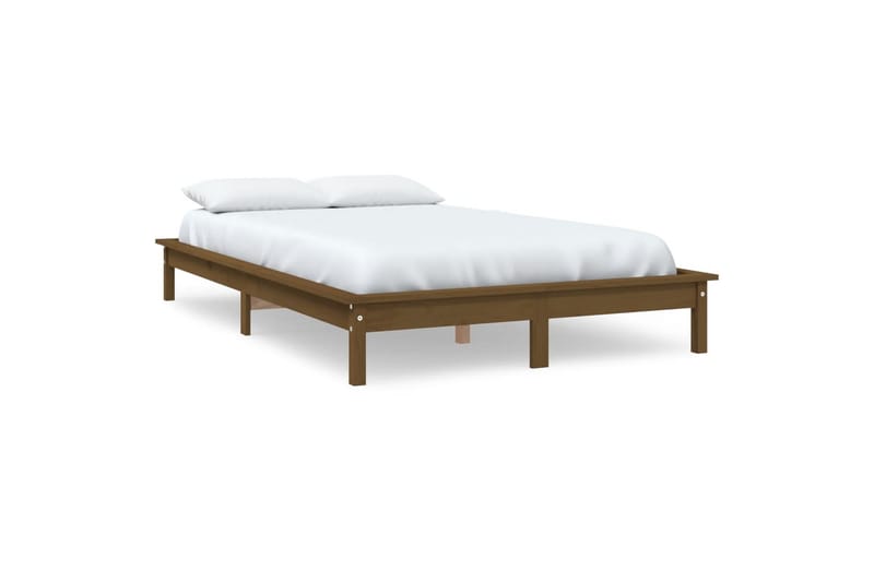 beBasic sengeramme 180x200 cm Super King massivt fyrretræ gyldenbrun - Brun - Møbler - Senge - Sengeramme & sengestel
