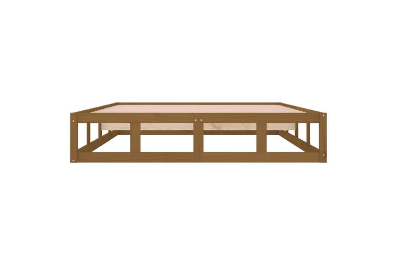 beBasic sengeramme 200x200 cm massivt træ gyldenbrun - Brun - Møbler - Senge - Sengeramme & sengestel