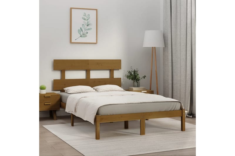 beBasic sengeramme 200x200 cm massivt træ gyldenbrun - Brun - Møbler - Senge - Sengeramme & sengestel