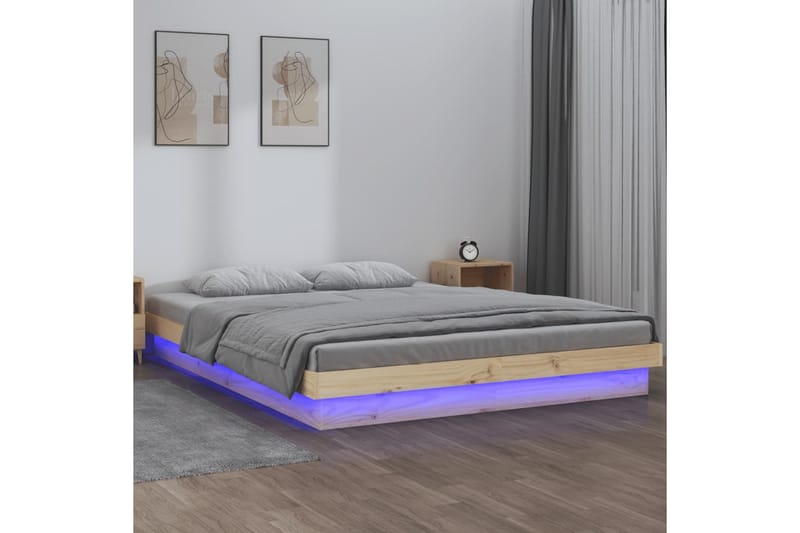 beBasic sengeramme med LED-lys 135x190 cm dobbelt massivt træ - Brun - Møbler - Senge - Sengeramme & sengestel