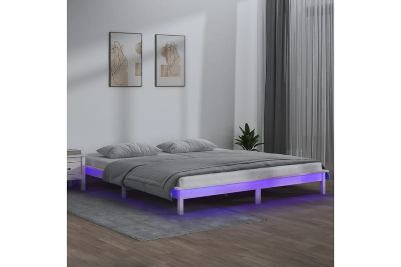 beBasic sengeramme med LED-lys 160x200 cm massivt træ hvid - Hvid - Sengeramme & sengestel