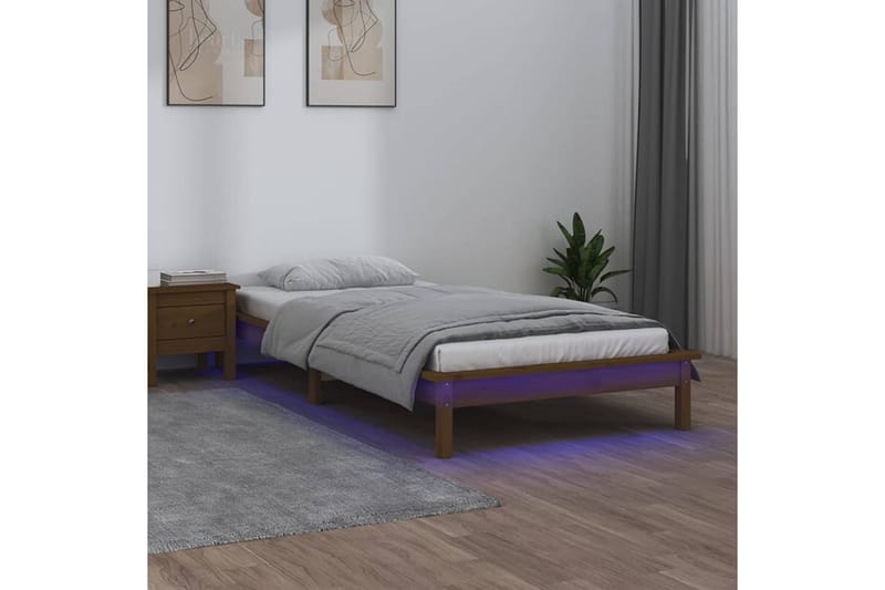 beBasic sengeramme med LED-lys 90x190 cm Single massivt træ gyldenbrun - Brun - Sengeramme & sengestel