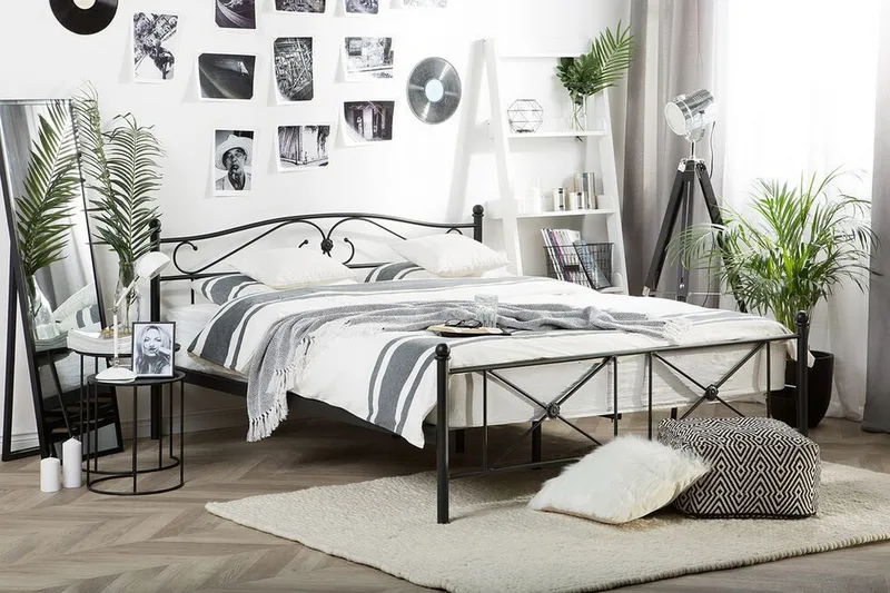 Finnicka Dobbeltseng 140x200 cm, Sort