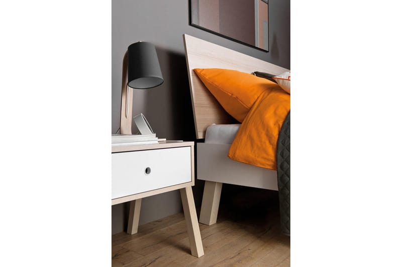 Spot Sengegavl 180x200 cm Træ/Natur/Hvid - VOX - Møbler - Senge - Boxmadras & boxseng