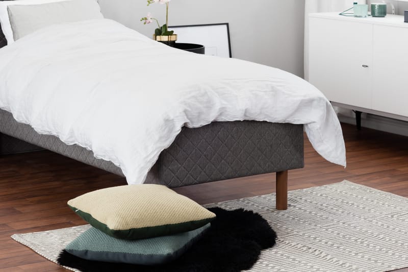 Sundborn boksseng 80x200 middel/hård Latex - Grå - Møbler - Senge - Enkeltsenge