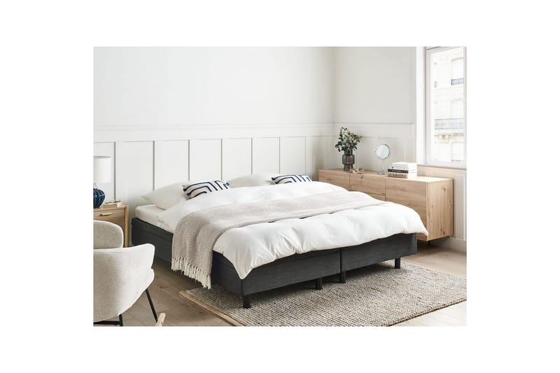 Justerbar seng uden hovedgærde Duke - Grå, sort, 180x200 cm - Møbler - Senge - Sengeramme & sengestel