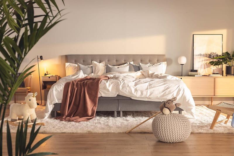 Ella Familieseng 240x200  cm - (+Flere valg) Lysegrå - Møbler - Senge - Kontinentalsenge