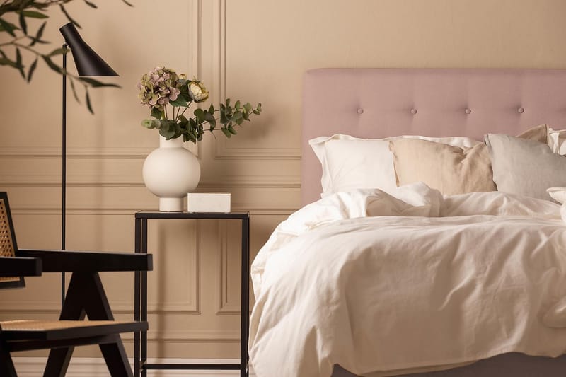 Scarlett Sengepakke 150x200 Skummadras - Knappet gavl Rosa - Møbler - Senge - Komplet sengepakke