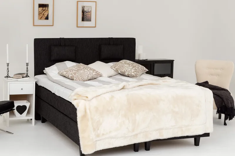 Charleston Kontinentalseng 160x200 hård polyesterskum - sort - Møbler - Senge - Kontinentalsenge