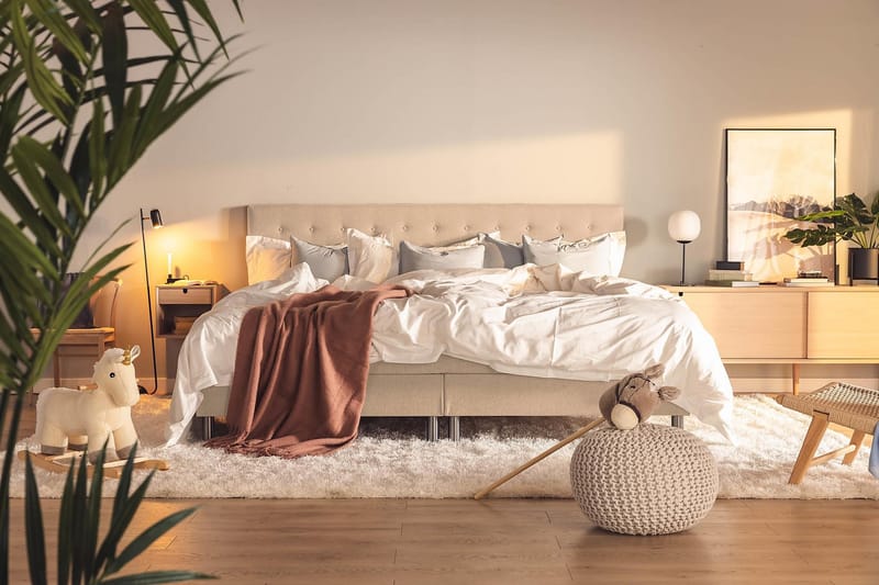 Ella Familieseng 240x210  cm - (+Flere valg) Beige - Møbler - Senge - Komplet sengepakke