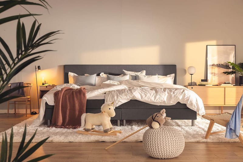 Ella Familieseng Sengepakke 280x210  cm - (+Flere valg) Mørkgrå - Møbler - Senge - Komplet sengepakke