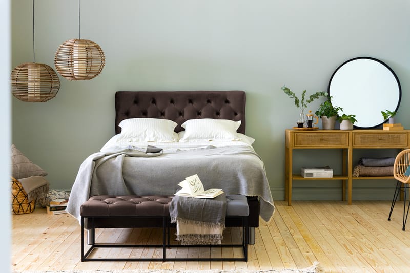 Ella Sengepakke 140x200 cm Dyb-syet hovedgavl - Brun / velour - Møbler - Senge - Komplet sengepakke