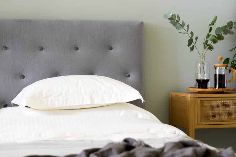 Ella Sengepakke 160x200 cm Pikeret Gavl - Lys grå / velour - Møbler - Senge - Kontinentalsenge